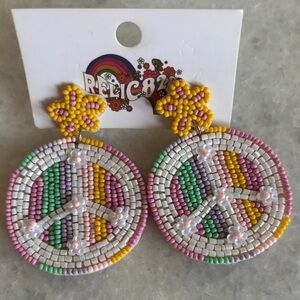 Beaded  ☮️ peace sign earrings